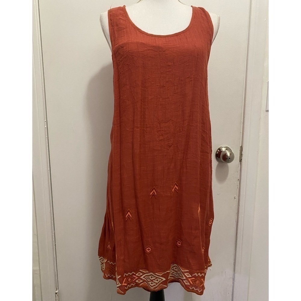 Monoreno Bohemian Embroidery Sleeveless Dress